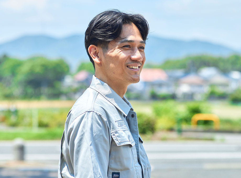 お客様の困ったに誠実丁寧に向き合い一緒に成長する仲間を募集する代表の様子